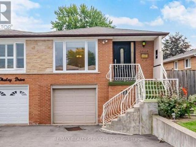2414 Whaley Drive, Mississauga, ON, L5B 2B5 house for sale | Listing ID W13707 | Royal LePage
