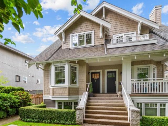 2416 8Th Avenue W, Vancouver, BC, V6K 2B1 townhouse for sale | Listing ID R3143 | Royal LePage