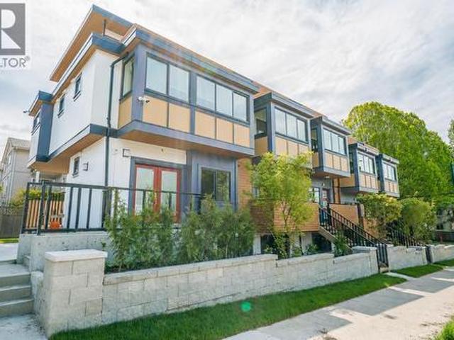 2412 Dundas Street, Vancouver, BC, V5K 1P6 townhouse for sale | Listing ID R3139 | Royal LePage