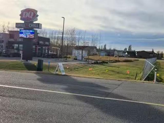 2412 20Th Street, Didsbury, AB, T0M 0A2 commercial for sale.
