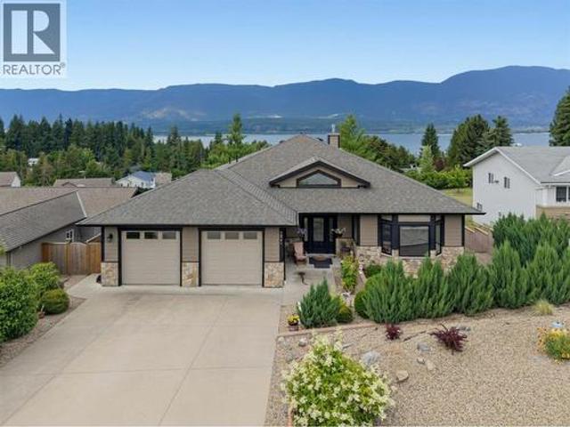2421 25 Street Ne, Salmon Arm, BC, V1E 2Z7 house for sale | Listing ID 10393 | Royal LePage