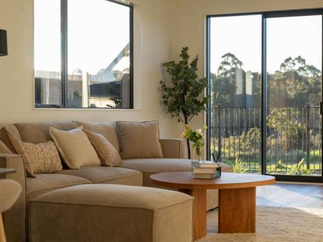 242, 244 West Hoe Heights, Orewa, Rodney