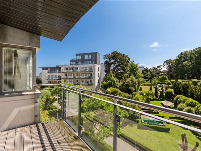 242 Beechwood Court, Stillorgan Road, Blackrock, Co. Dublin Sherry FitzGerald Blackrock 4938 MyHome. Ie Residential