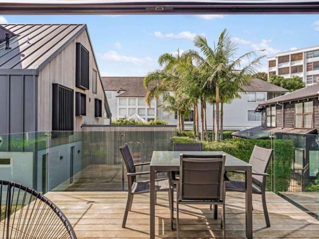 2/42 Goldie Street, St Heliers, Auckland City