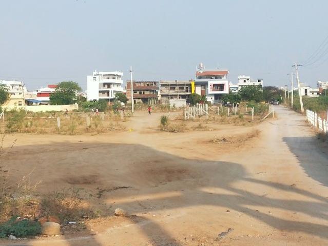 242 Sq.Yd. Plot in Housing Board Colony Anantapur Listing ID #8601