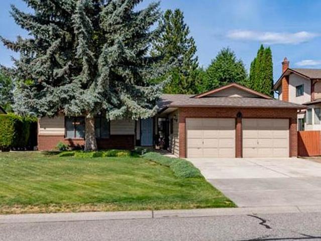 2434 Rhondda Crescent, Kelowna, BC, V1Y 8A3 house for sale | Listing ID 10394 | Royal LePage