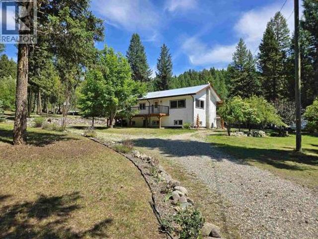 2435 Sandberg Road, Williams Lake, BC, V2G 4W5 house for sale | Listing ID R3150 | Royal LePage