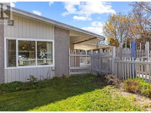 2431 Bering Road, West Kelowna, BC, V4T 1P3 house for sale | Listing ID 10344 | Royal LePage