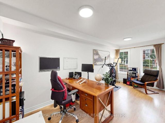 2433 Bur Oak Avenue, Markham | 2Beds/3Bath, Townhouse, $818,000 | Condos. Ca