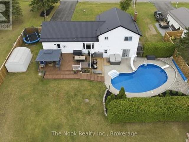 243 Corbett Drive, Kawartha Lakes Pontypool, ON, L0A 1K0 house for sale | Listing ID X13513 | Royal LePage