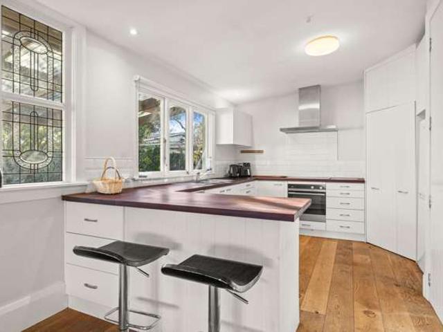 243 Edgeware Road, St Albans, Christchurch City