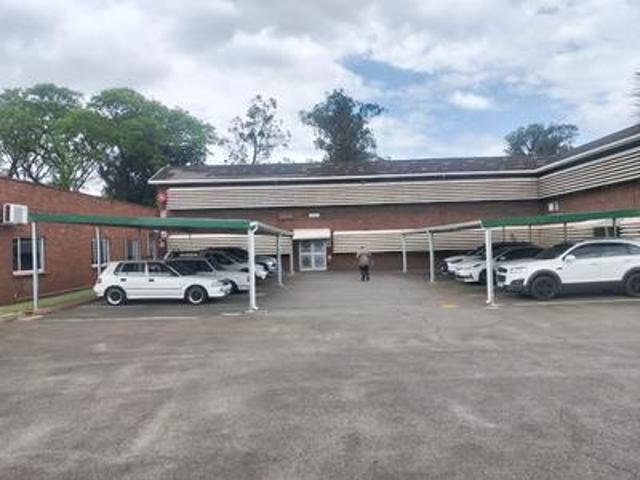 379 sqm office to let in willowton.