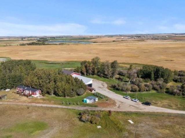 244082 Highway North, Rural Wheatland County, AB, T1P 0H8 house for sale | Listing ID A2307 | Royal LePage