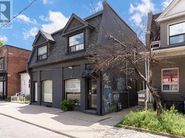 2443 Dundas Street W, Toronto, ON, M6P 1X3 house for lease | Listing ID W13467 | Royal LePage