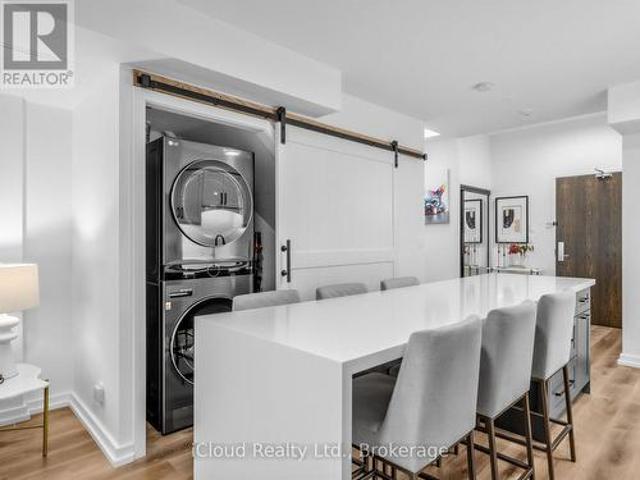244 201 Carlaw Avenue, Toronto, ON, M4M 2S1 condo for sale | Listing ID E13135 | Royal LePage