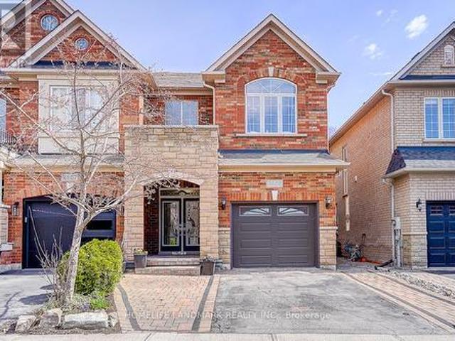 2455 Felhaber Crescent, Oakville, ON, L6H 7N8 house for sale | Listing ID W13541 | Royal LePage