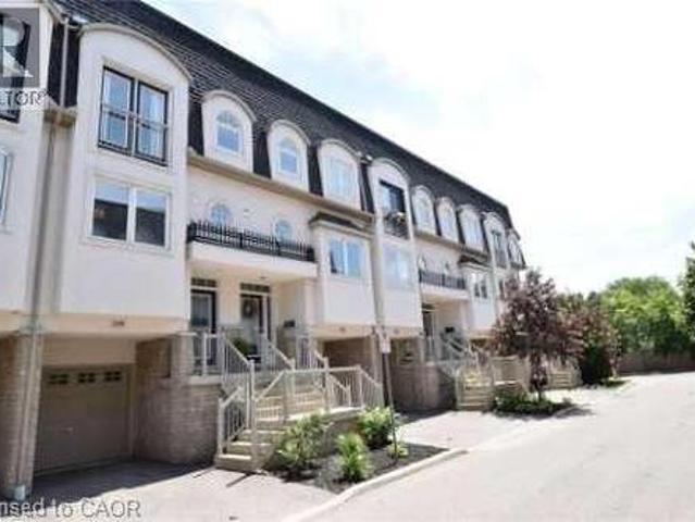 2458 Scholars Common, Burlington, ON, L7P 2W2 house for sale | Listing ID 40822 | Royal LePage