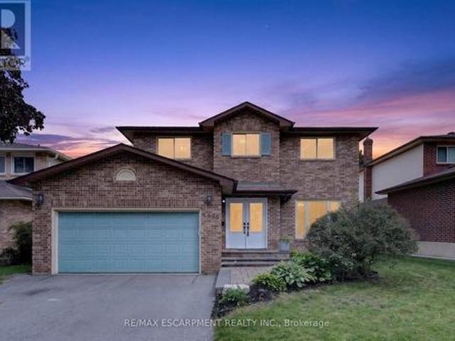 2450 Overton Drive, Burlington, ON, L7P 4B5 house for sale | Listing ID W13573 | Royal LePage
