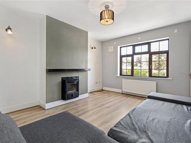 245,000 | 19 Ard Alainn, New Ross, Co. Wexford Sherry FitzGerald Radford 5023 MyHome. Ie Residential