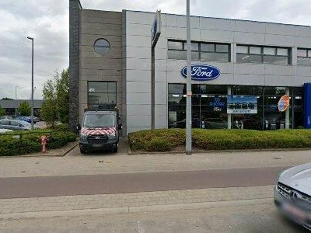245 389 m2 office space for rent in Antwerp Deurne