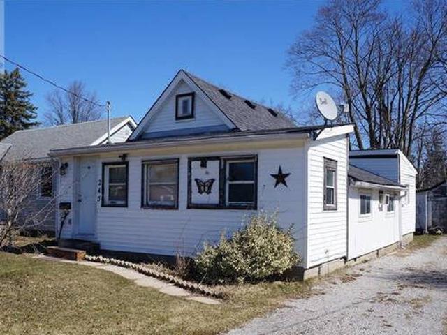 245 METCALFE Street N Simcoe Ontario