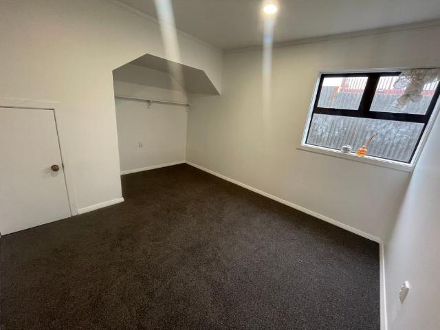 1/245 Portage Road