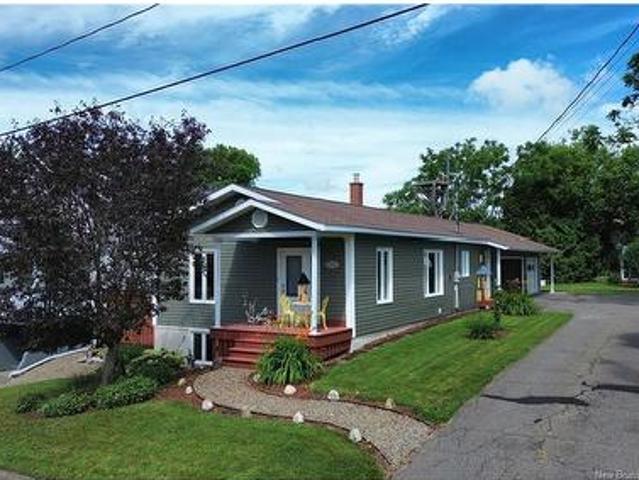 246 Basin St, Grand Falls, NB, E3Z 2J3 house for sale | Listing ID NB144968 | Royal LePage