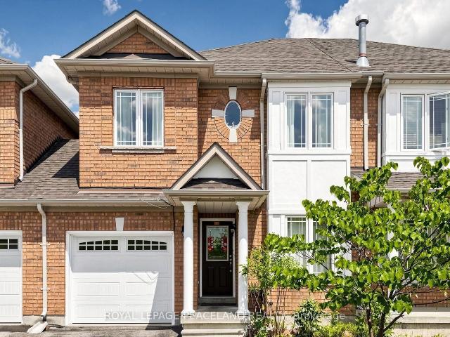 246 Farmstead Road, Richmond Hill | 3Beds/3Bath, Townhouse, $3,700/mo | Condos. Ca