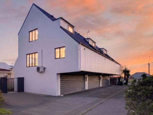2/477 Madras Street, Saint Albans, Christchurch City