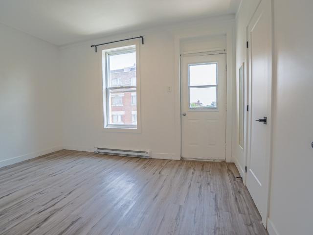 2477 2487 Rue Rachel 4 chambres 1 salle de bain [object Promise] for Rent