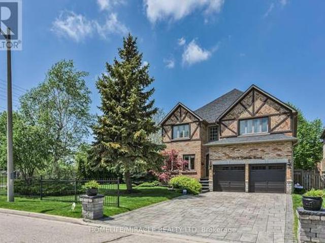 2479 Rathlin Court, Mississauga, ON, L5K 2S4 house for sale | Listing ID W13159 | Royal LePage