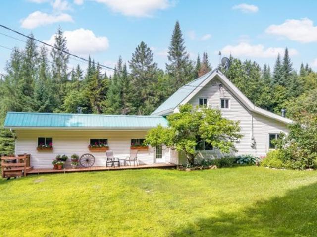 247 Ch. Du Lac À La Loutre, Huberdeau, QC, J0T 1G0 house for sale | Listing ID 22599 | Royal LePage
