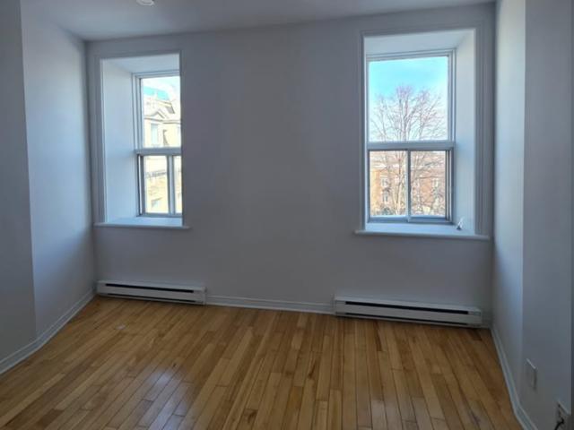2480 Sainte Catherine Est 2 Bedroom Apartment for Rent at 2480 Rue Sainte Catherine E, Montréal, QC H2K 4N7 Sainte Marie