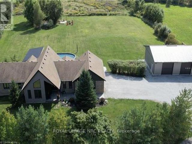 2481 Meadow Court, West Lincoln, ON, L0R 1Y0 Luxury House for sale | Listing ID X11960 | Royal LePage Carriage Trade Luxury Properties