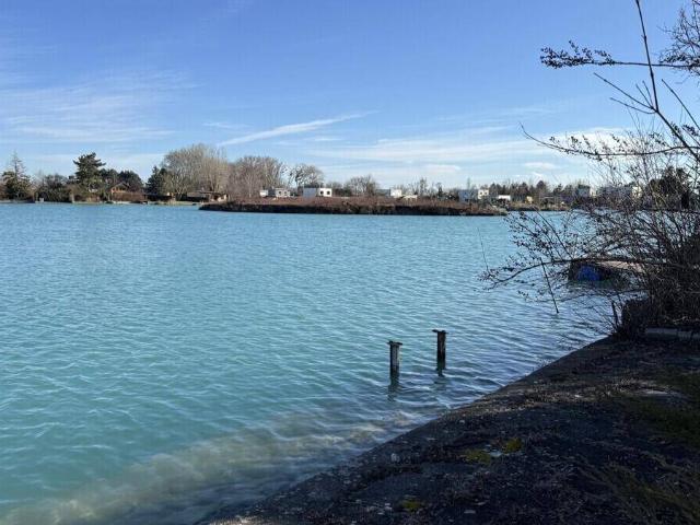 2482 Münchendorf | Doppelparzelle mit ABBRUCHHAUS am türkisblauen, paradiesischen Dürrsee | Direkter Seezugang