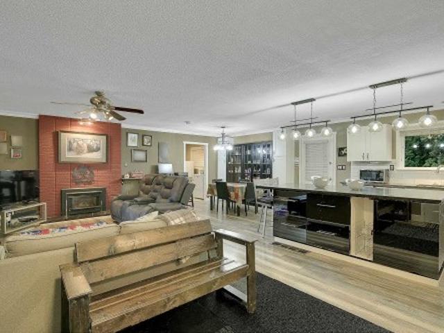 24835 Smith Avenue, Maple Ridge, BC, V4R 2A7 house for sale | Listing ID R3149 | Royal LePage