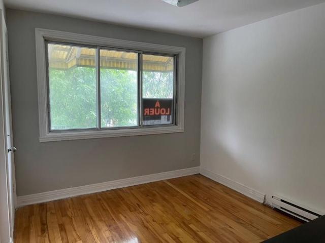 2497 Rue Everett, H1R 1N6, H1R 1N6, Montréal