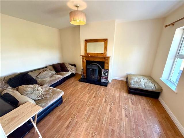 249,000 | 22 Abhainn Mor, Collooney, Co. Sligo E & M Scanlon Auctioneers & Estate Agents 5003 MyHome. Ie Residential