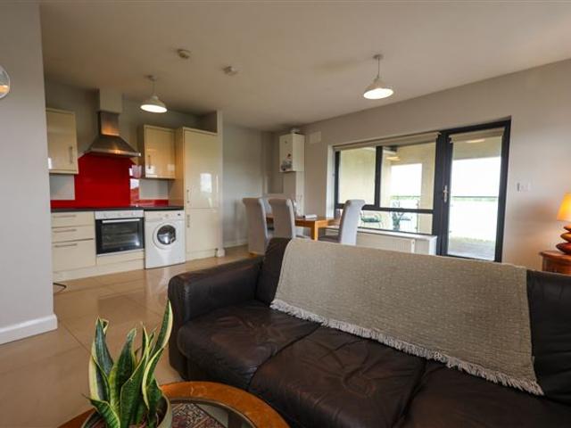 249,950 | 55 Tailteann Court, Mullingar, Westmeath Sherry FitzGerald Davitt & Mullingar 5001 MyHome. Ie Residential