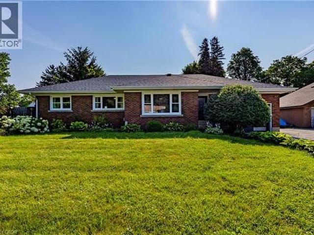 249 Leamon Street, Waterford, ON, N0E 1Y0 house for sale | Listing ID 40850 | Royal LePage