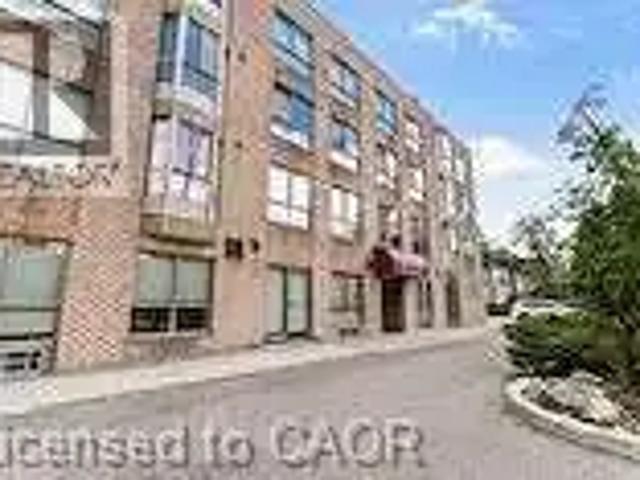 249 MAJOR MACKENZIE Drive E Unit# 106