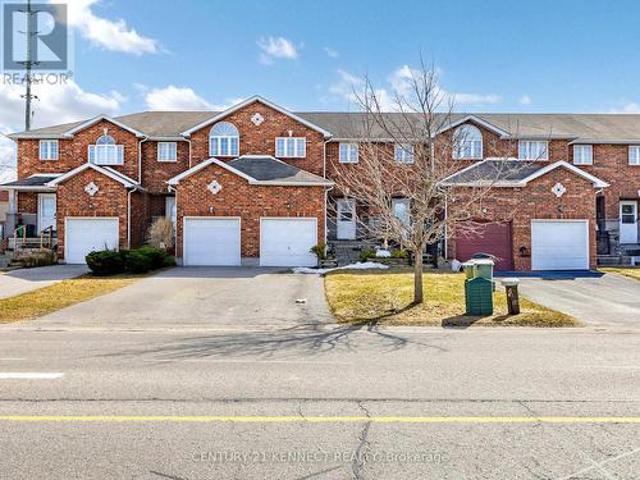 249 Stanley Street, Barrie, ON, L4M 7G2 house for sale | Listing ID S13532 | Royal LePage