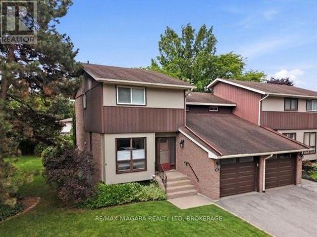 24 122 Lakeshore Road, St. Catharines Lakeport, ON, L2N 6N6 townhouse for sale | Listing ID X13605 | Royal LePage