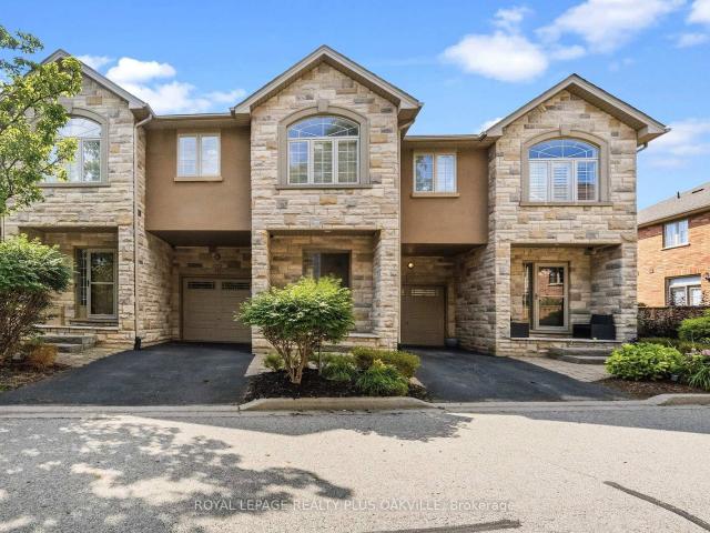 24 2282 Orchard Road, Burlington | 3Beds/3Bath, Townhouse, $864,000 | Condos. Ca