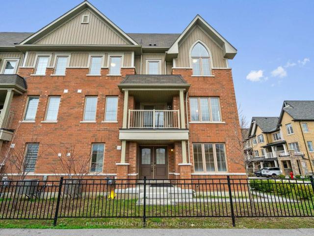 24 Amulet Way, Whitby | For Rent @ $2,900 | Condos. Ca
