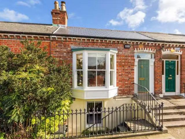 24 Arnott Street, Portobello, Dublin 8, D08N5H9 is for sale