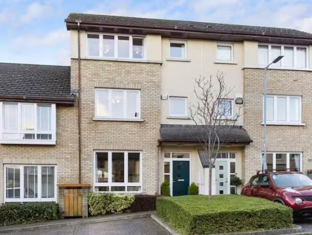 24 Belarmine Way, Stepaside, Dublin 18, D18R207 is for sale