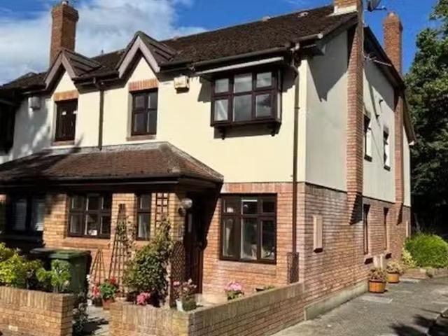24 Brooklawn Wood, Stradbrook Road, Blackrock, Co. Dublin, A94.