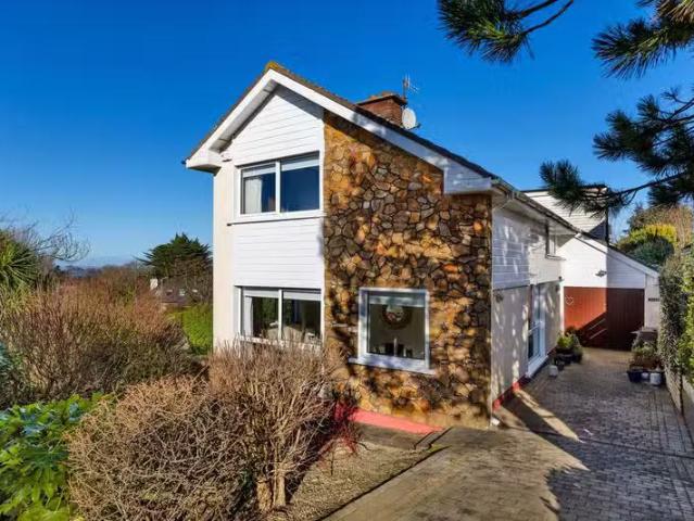 24 Casana View, Howth, Co. Dublin, D13CF86 is for sale