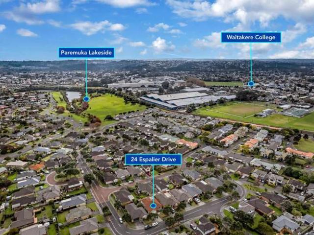 24 Espalier Drive, Henderson, Waitakere City